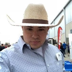 Meet your Posher, Eloy